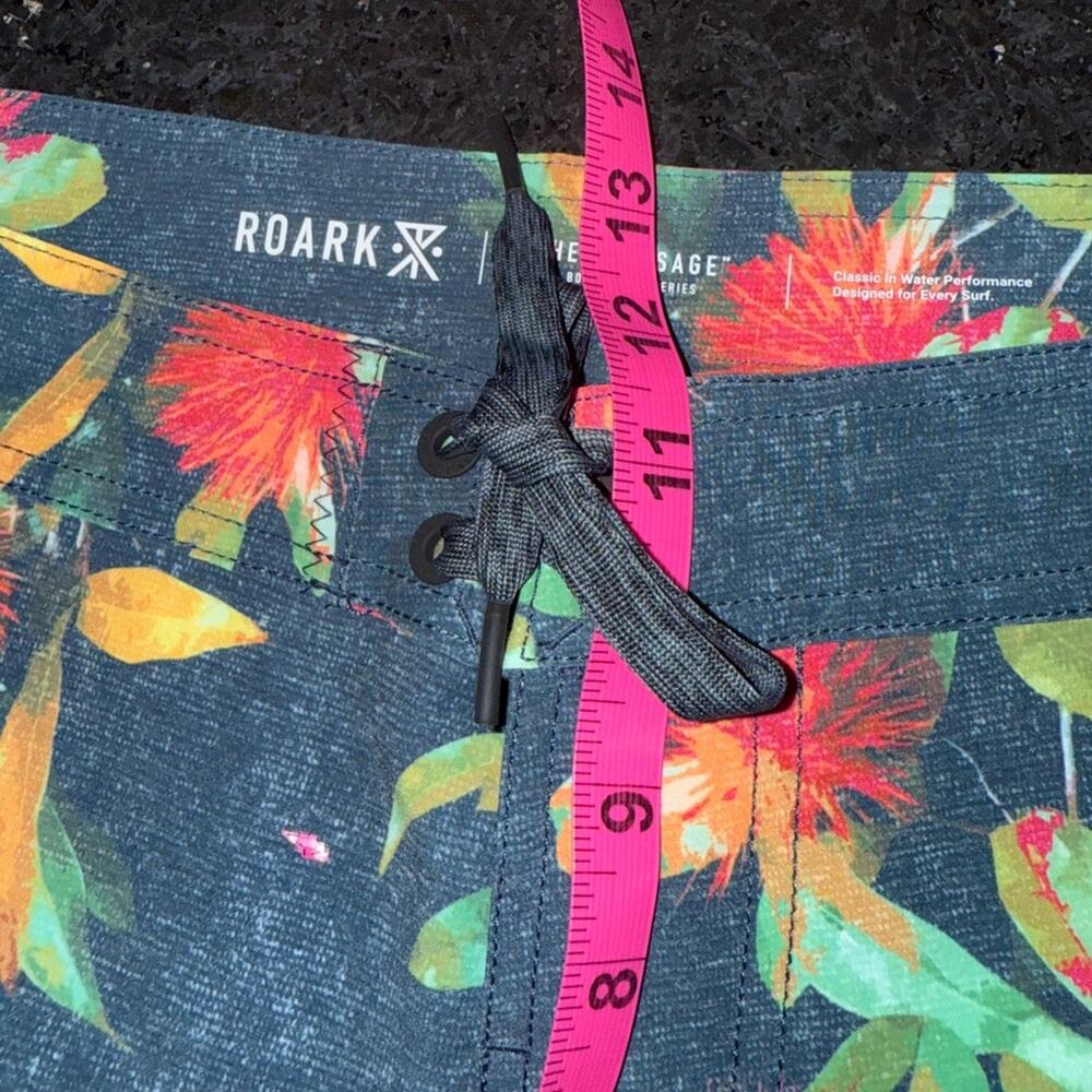NEW Roark Passage La Selva 18" Men's Boardshorts Floral Heathered Navy Blue 32” - Picture 12 of 13